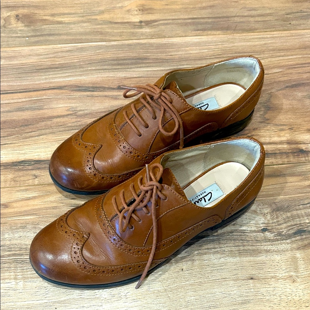 Clarks Leather Oxford Brogues – Brown – Size US 5